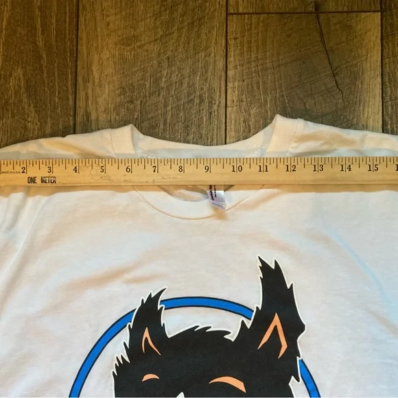 Jerry’s Wolf Tripping on Shrooms Large American Apparel T-shirt size Large - Picture 6 of 8